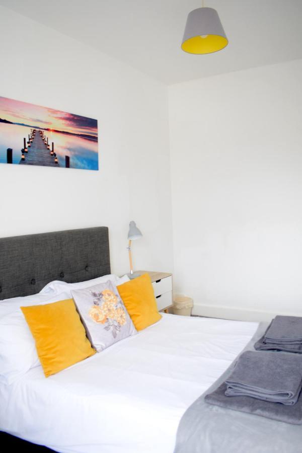 The Bay Beach Apartments Bournemouth Zimmer foto